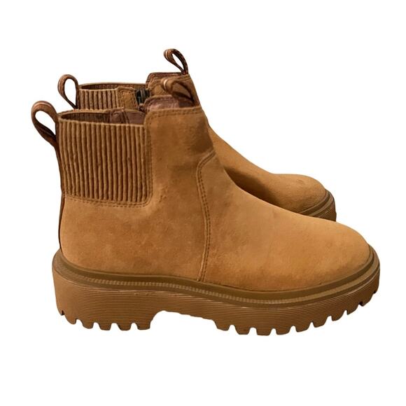 Madewell The Henry Suede Pull On Lugsole Ankle Boot Distant Sand Women's Size 6 - Picture 2 of 10